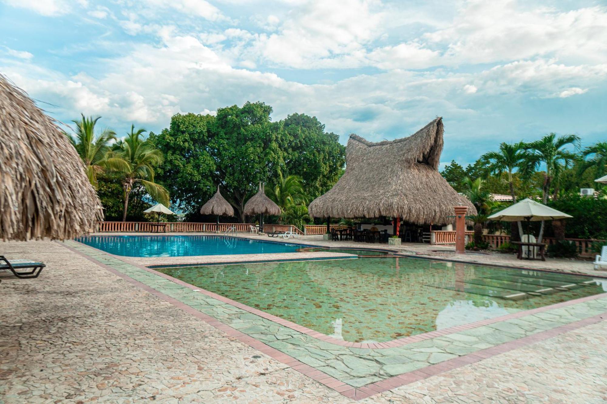 Hotel Porton Del Sol Santa Fe de Antioquia Buitenkant foto