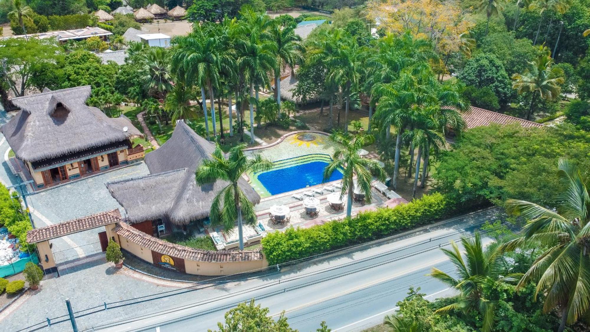Hotel Porton Del Sol Santa Fe de Antioquia Buitenkant foto