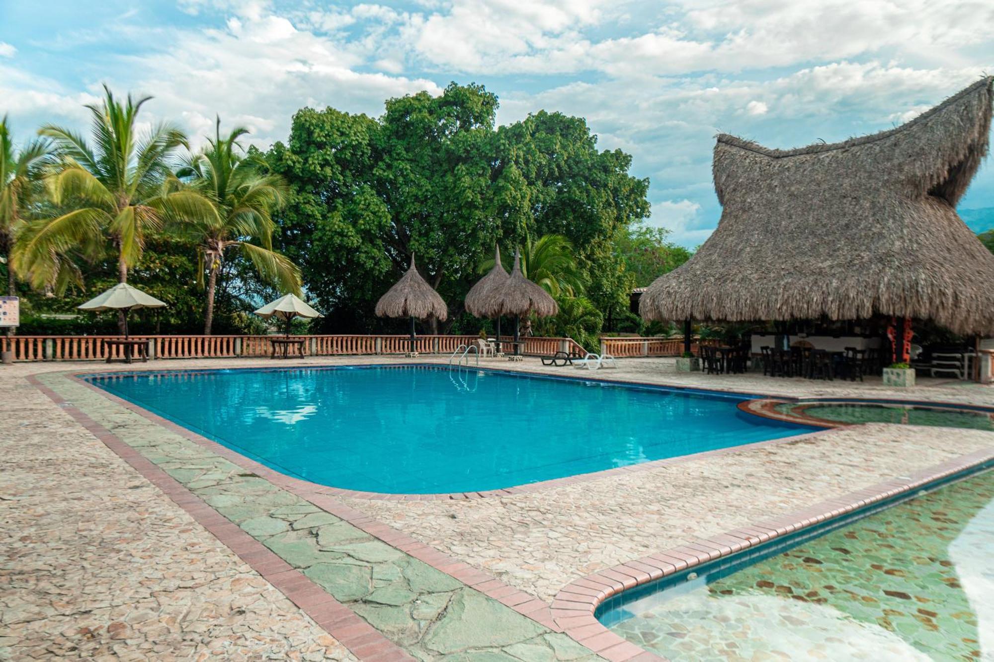 Hotel Porton Del Sol Santa Fe de Antioquia Buitenkant foto