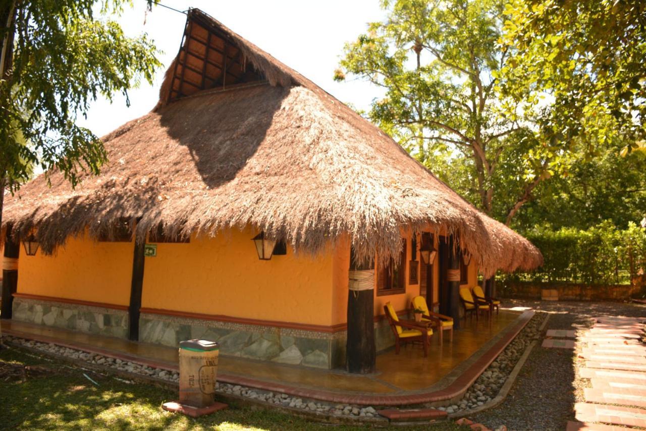 Hotel Porton Del Sol Santa Fe de Antioquia Buitenkant foto